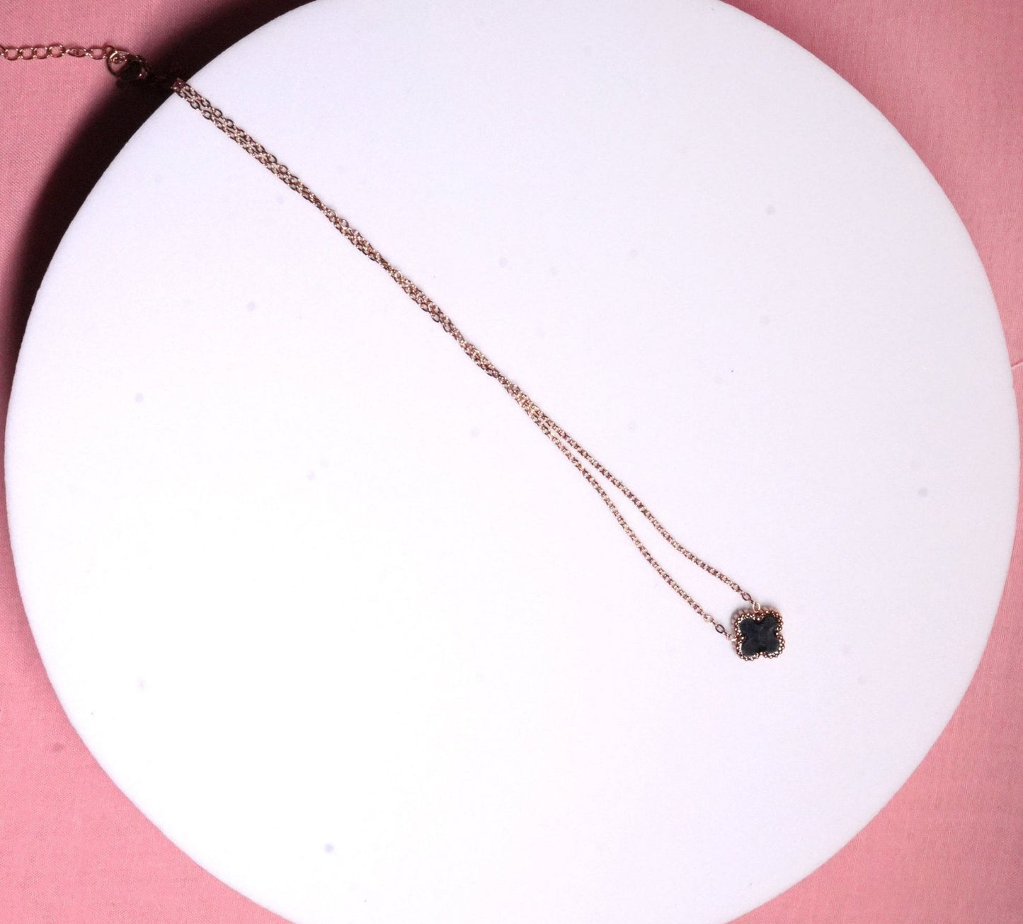 Clover Black Necklace